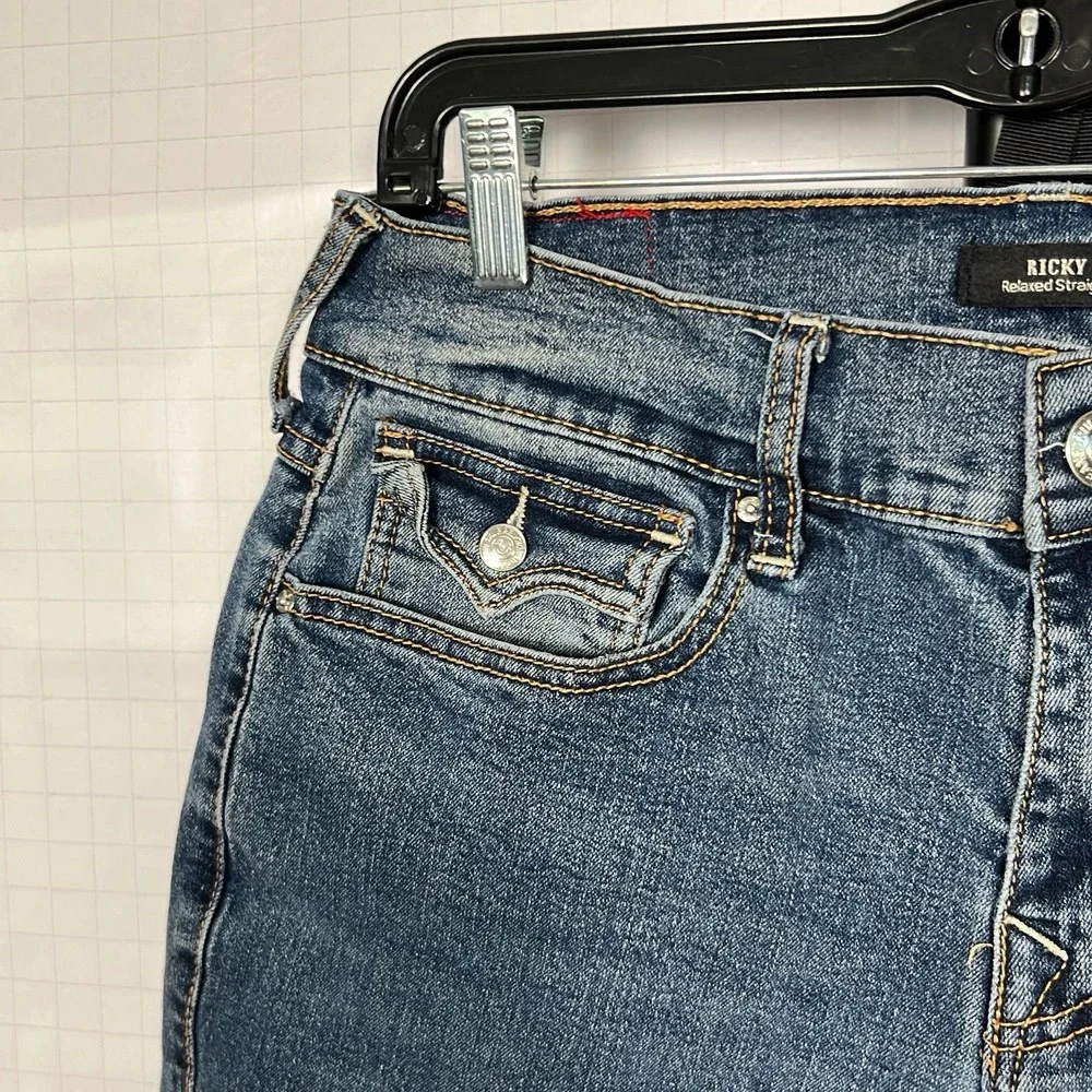 True Religion Ricky Denim Shorts Women Size 32 Blue Relaxed Straight Cut New